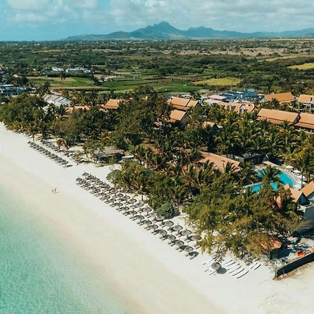 Crystals Beach Resort Belle Mare, A Member Of Radisson Individuals Palmar Екстер'єр фото