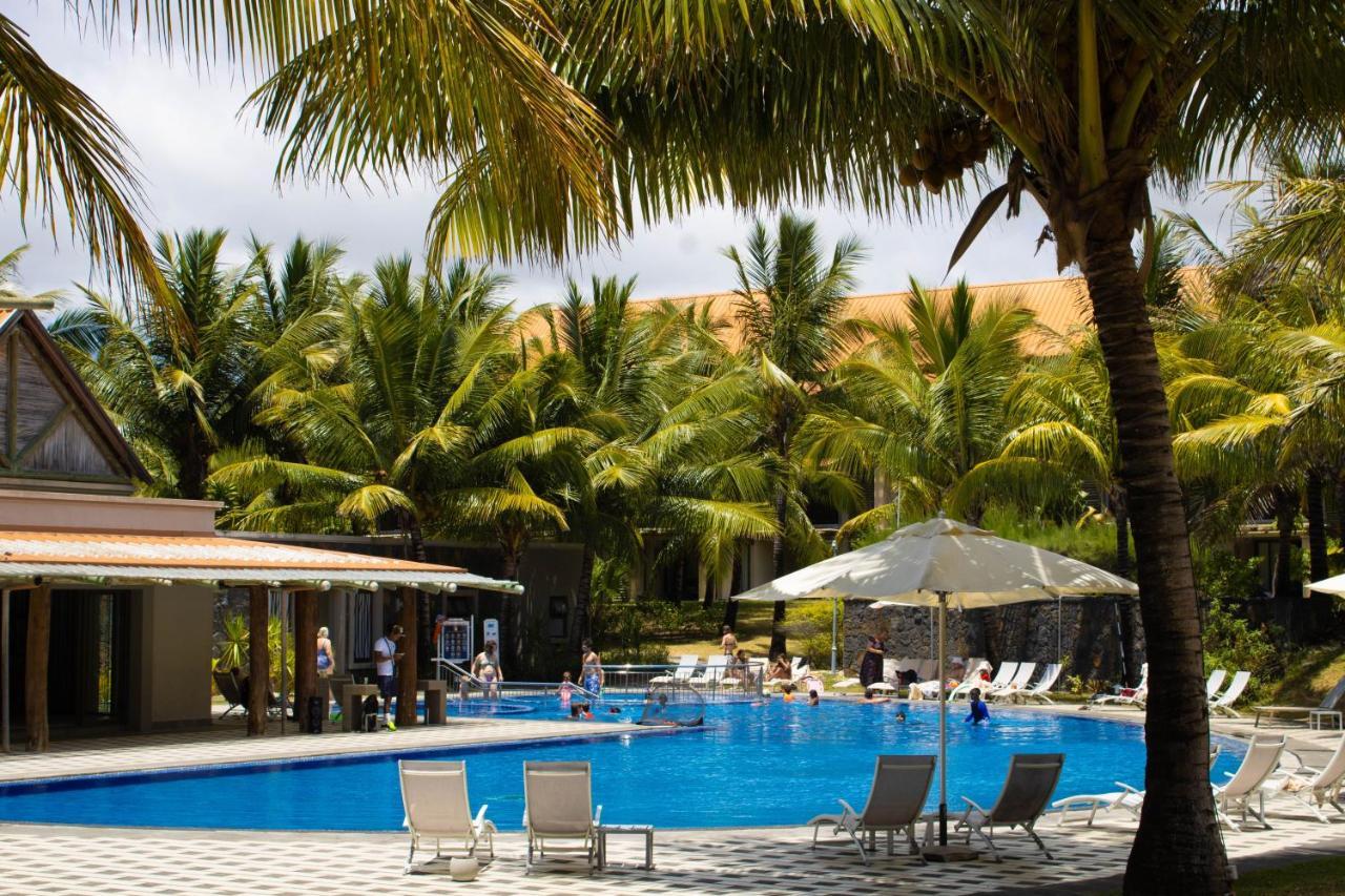 Crystals Beach Resort Belle Mare, A Member Of Radisson Individuals Palmar Екстер'єр фото
