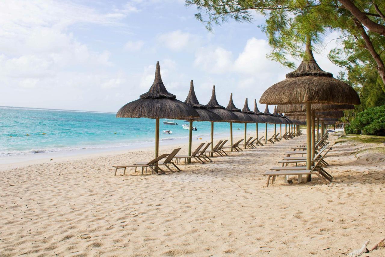 Crystals Beach Resort Belle Mare, A Member Of Radisson Individuals Palmar Екстер'єр фото